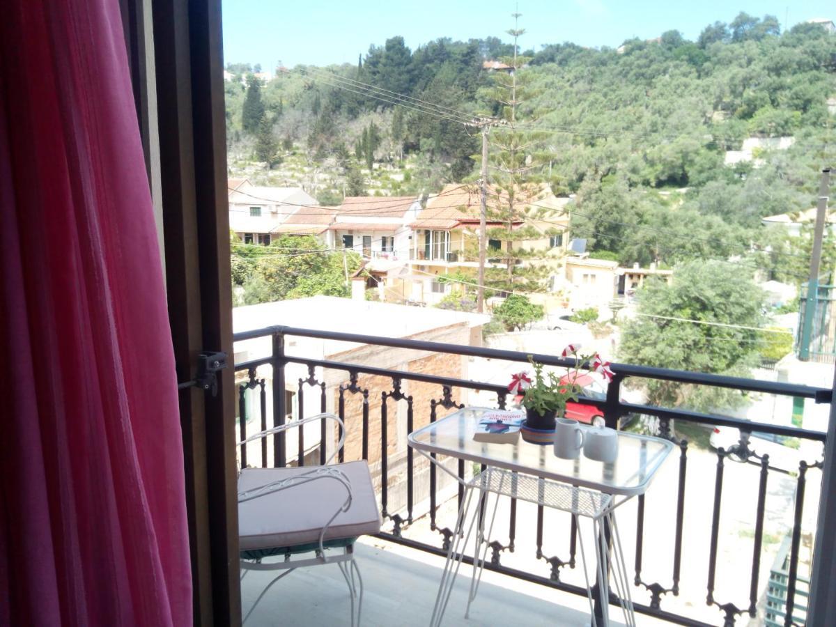 Soustas Apartments Longos  Екстер'єр фото