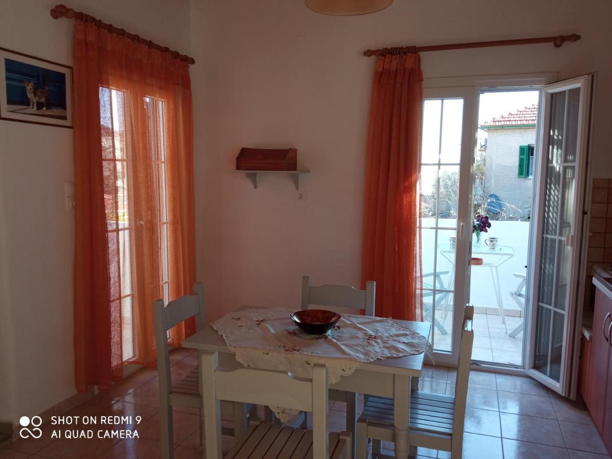 Soustas Apartments Longos  Екстер'єр фото