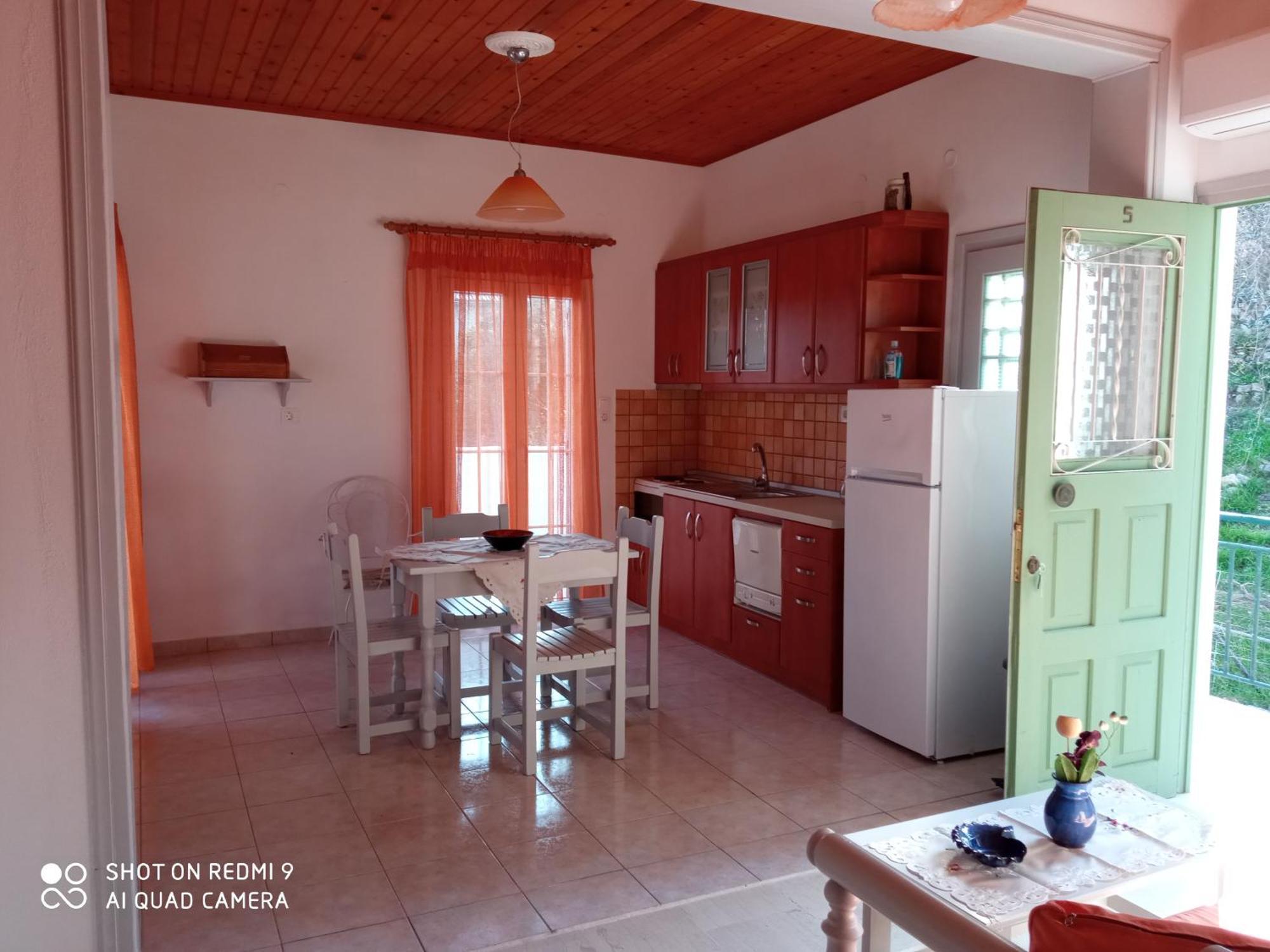 Soustas Apartments Longos  Екстер'єр фото